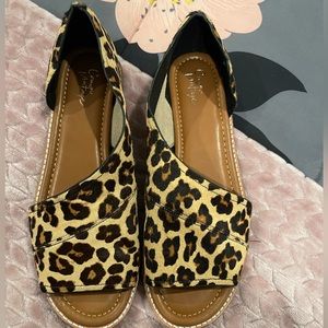 New w/o tags Vintage Leopard Print Cow Hair Sandals